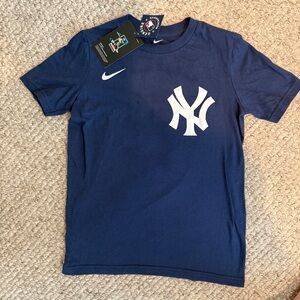 Nike Kids' Navy Blue New York Yankees Derek Jeter T-Shirt- size Small